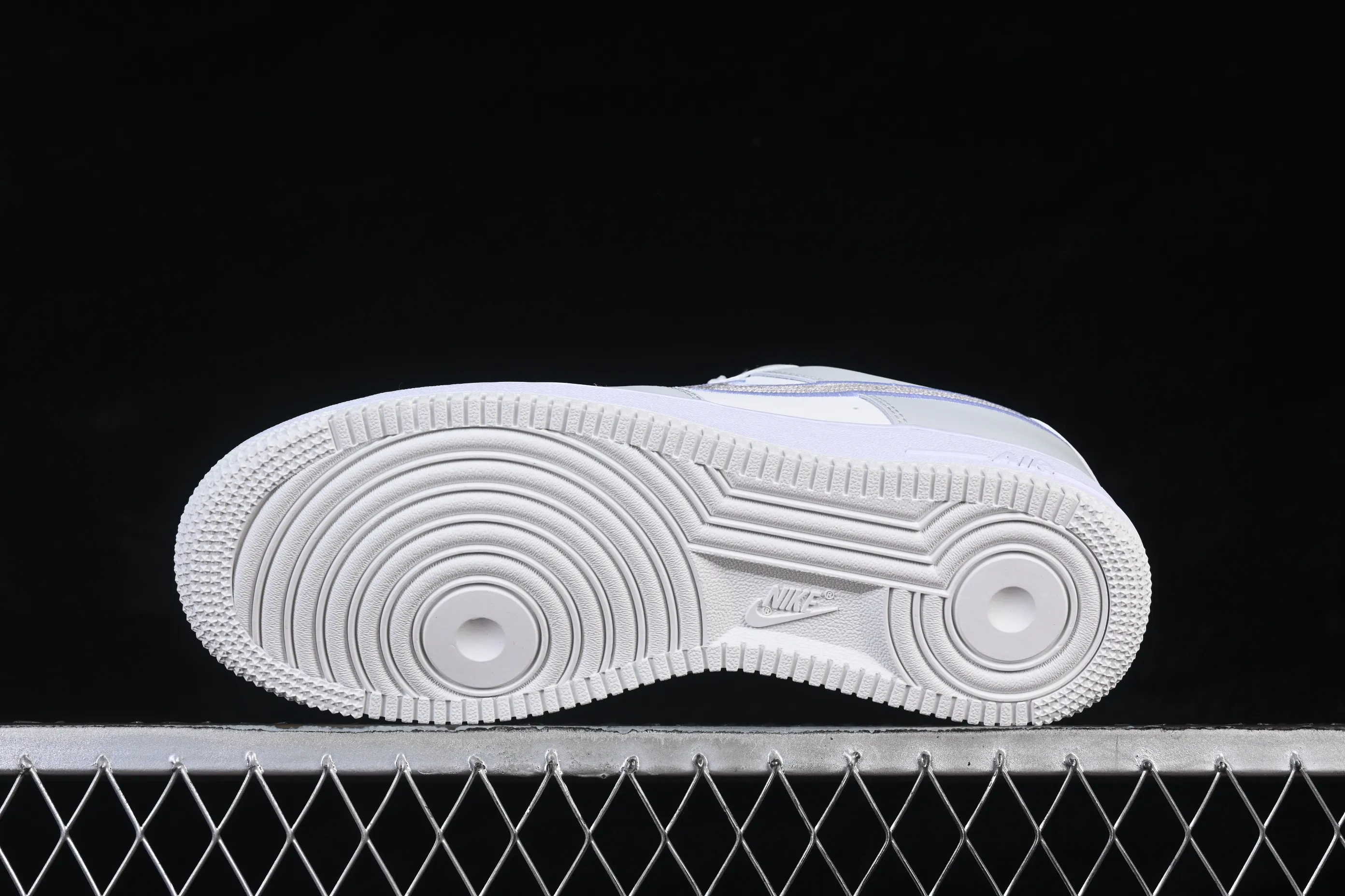 All categories Nk Air Force 1 Air Force series Nk Air Force 1 Low Air Force low-top Nike Air Force 1'07 Low white and gray embroidery Air Force 1 low-top casual sneakers IB6842-100